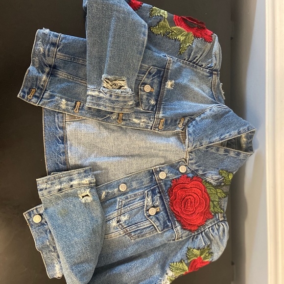 Zara Denim cropped distressed jean jacket Size S - Picture 2 of 13